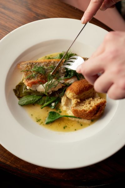 rural pub restaurant wilton wiltshire