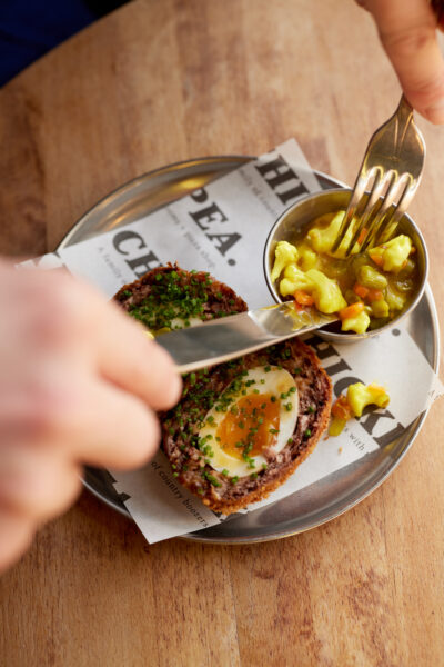 roast dinner near salisbury wiltshire