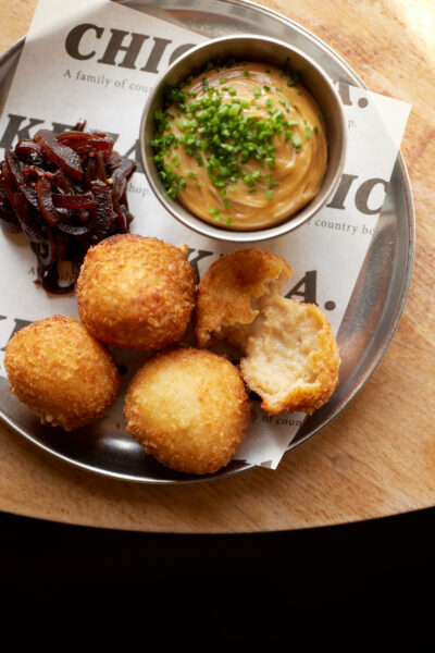 sunday dining near salisbury pub