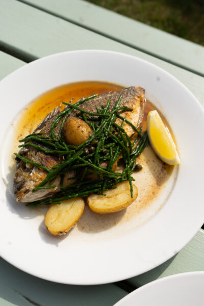 pembroke arms wilton seasonal plates