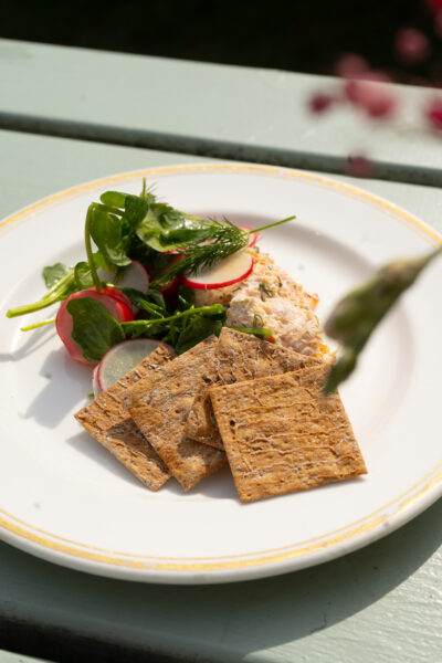 sunday lunch near salisbury wiltshire