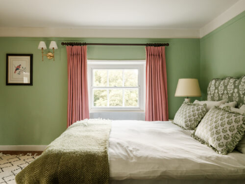 salisbury pubs with overnight stay