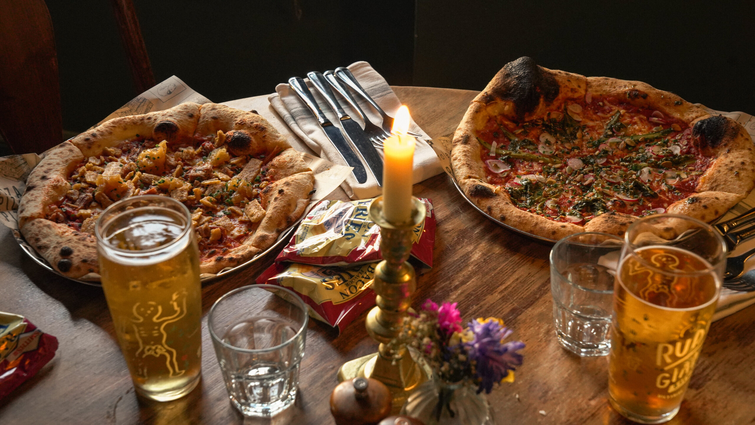 Sourdough nole pizza at the Pembroke Arms in Wilton